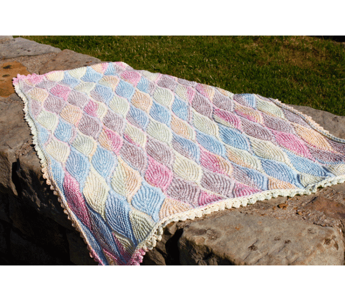 sample is made with 10 balls of jojoland carnation yarn.